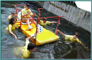 07042451.jpg (82218 Byte)