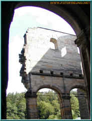 o8090251.jpg (168946 Byte)