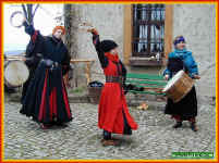 o4130129.jpg (71871 Byte)